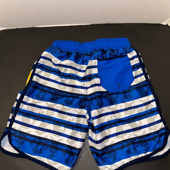 3/$15 Pokémon swim trunks size 8 - Picture 4 of 4